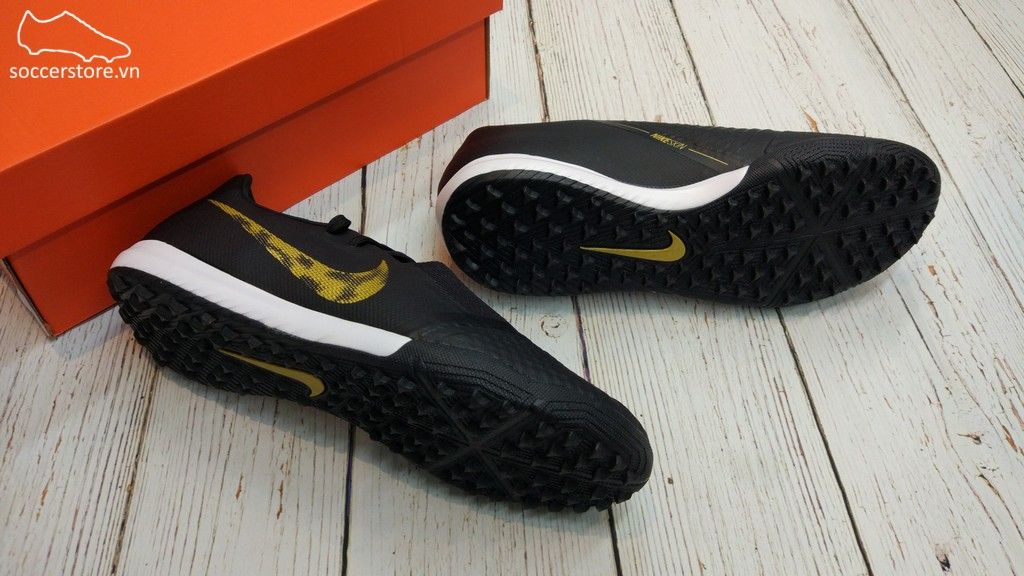 Nike Phantom VNM Academy TF - Black/ Metallic Gold AO0571-077