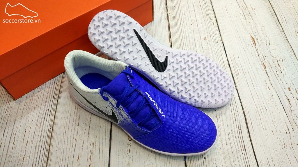 Nike Phantom VNM Club TF- White/ Black/ Racer Blue AO0579-104