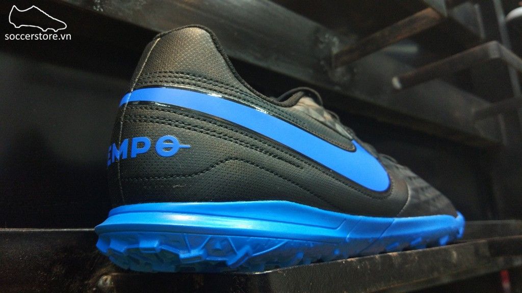 Nike Tiempo Legend VIII Club TF - Black/ Blue Hero AT6109-004