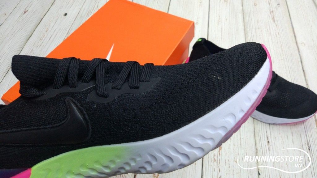 Nike Epic React Flyknit 2- Black/ Sapphire/ Hyper Pink BQ8928-003