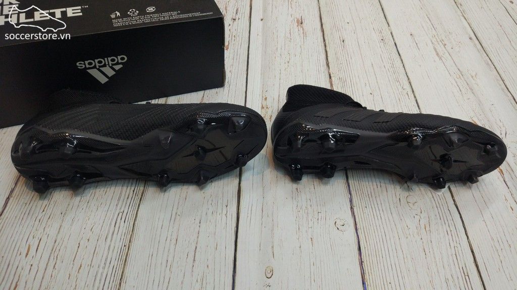 Adidas Predator 18.1 Kids FG- Core Black/ Real Coral CP9063