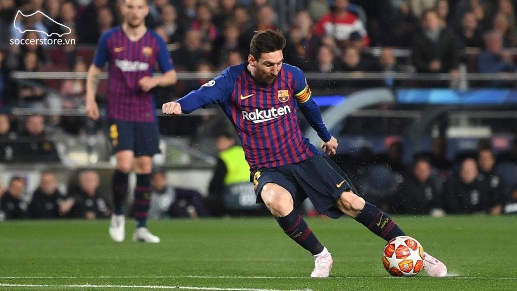 Siêu sao Messi chơi một đôi Adidas Nemeziz