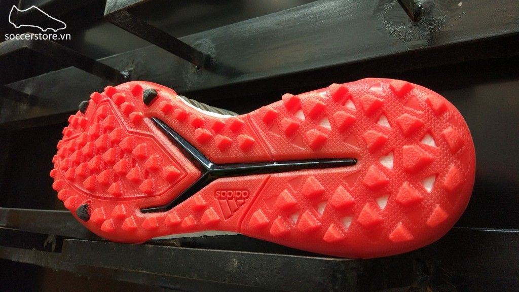 Adidas Predator Tango 18+ TF- Core Black/ White/ Red DB2058