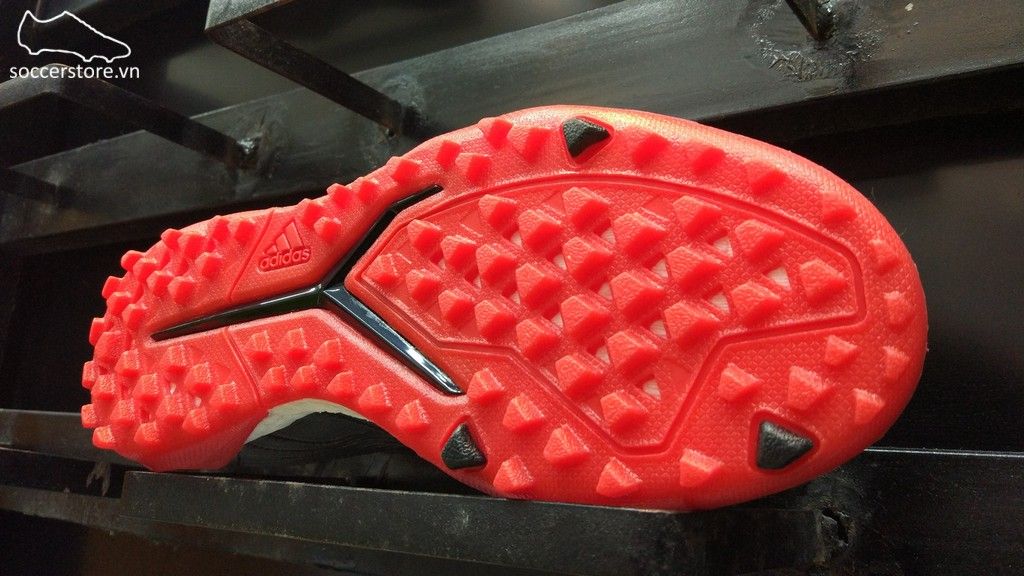 Adidas Predator Tango 18+ TF- Core Black/ White/ Red DB2058