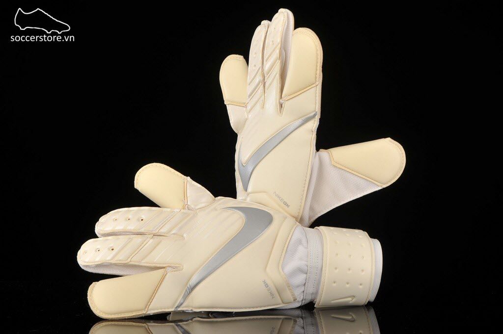 Nike Grip 3 - White/ Chrome GS0342-100