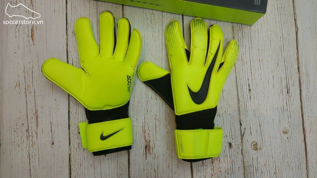 Nike Vapor Grip 3- Volt/ Black GK Gloves GS0352-702