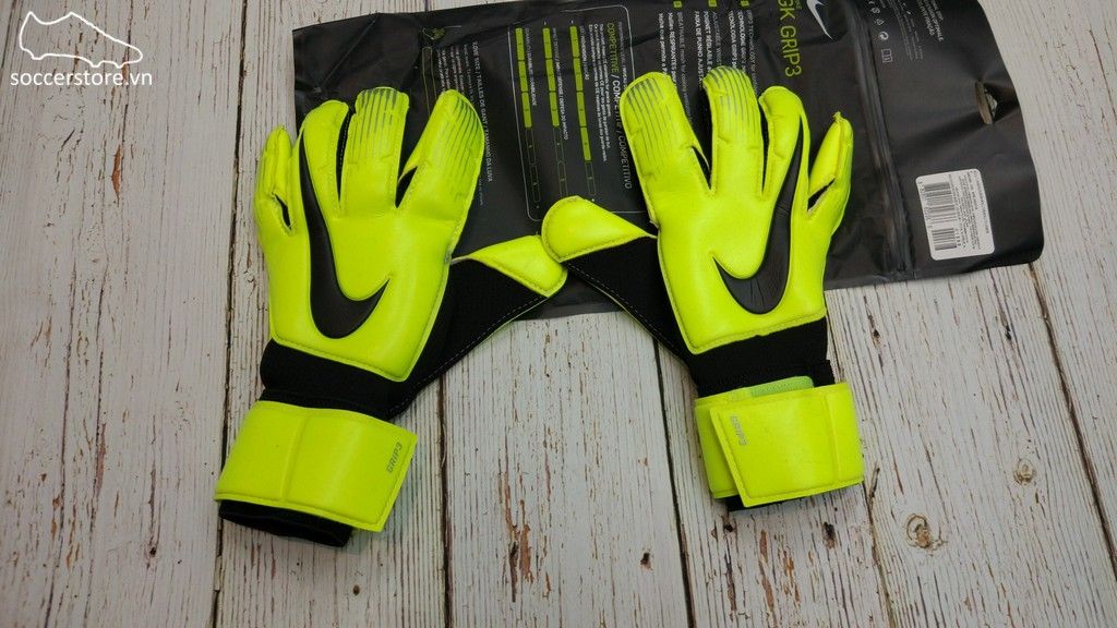 Nike Grip 3- Volt/ Black GS0360-702
