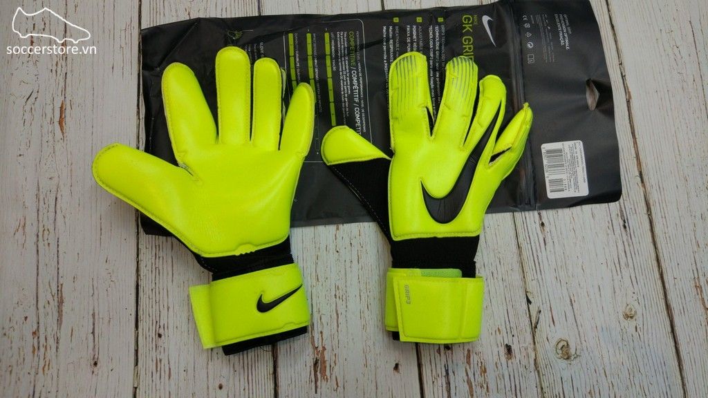 Nike Grip 3- Volt/ Black GS0360-702