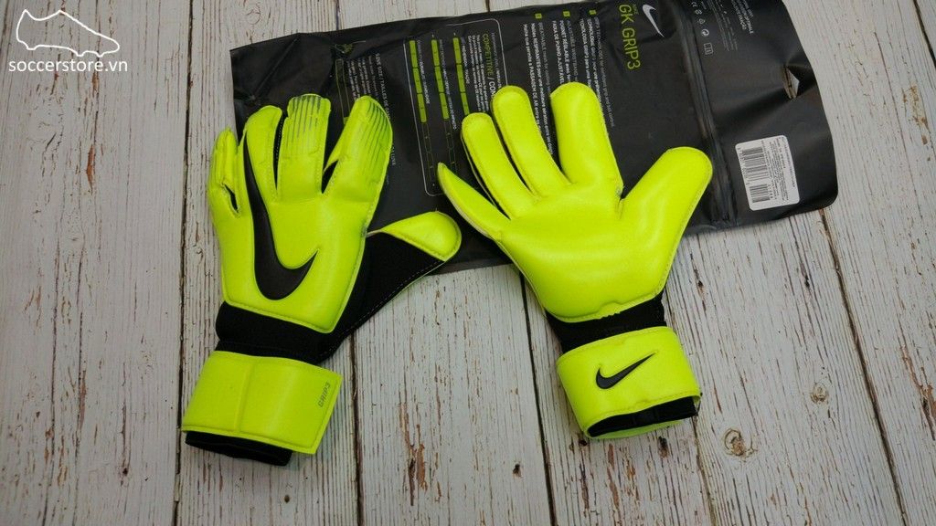 Nike Grip 3- Volt/ Black GS0360-702