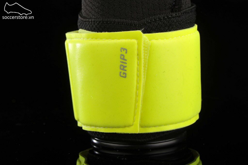 Nike Grip 3- Volt/ Black GS0360-702
