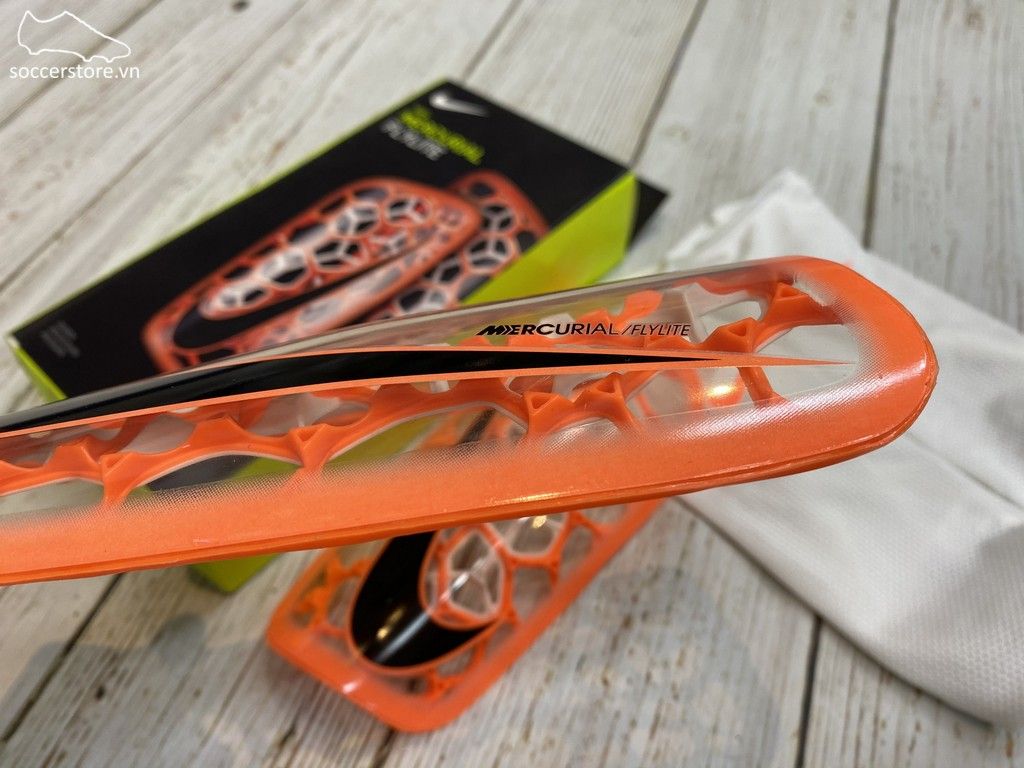 Nike Mercurial Flylite Shin Guard SP2121-060