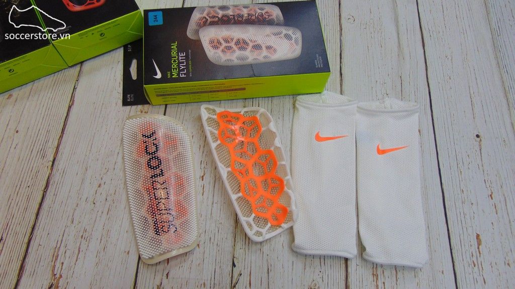 Nike Mercurial Flylite SuperLock Shinguards SP2160-100